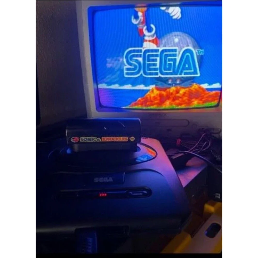 Sega Genesis slim Model 2 Console MK-1631 + Controller & AV Cords Tested & Works